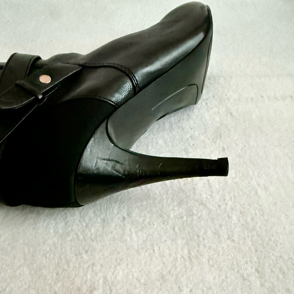 Nine West Black Leather Knee High Heel Boots Size 8.5 - Picture 10 of 12